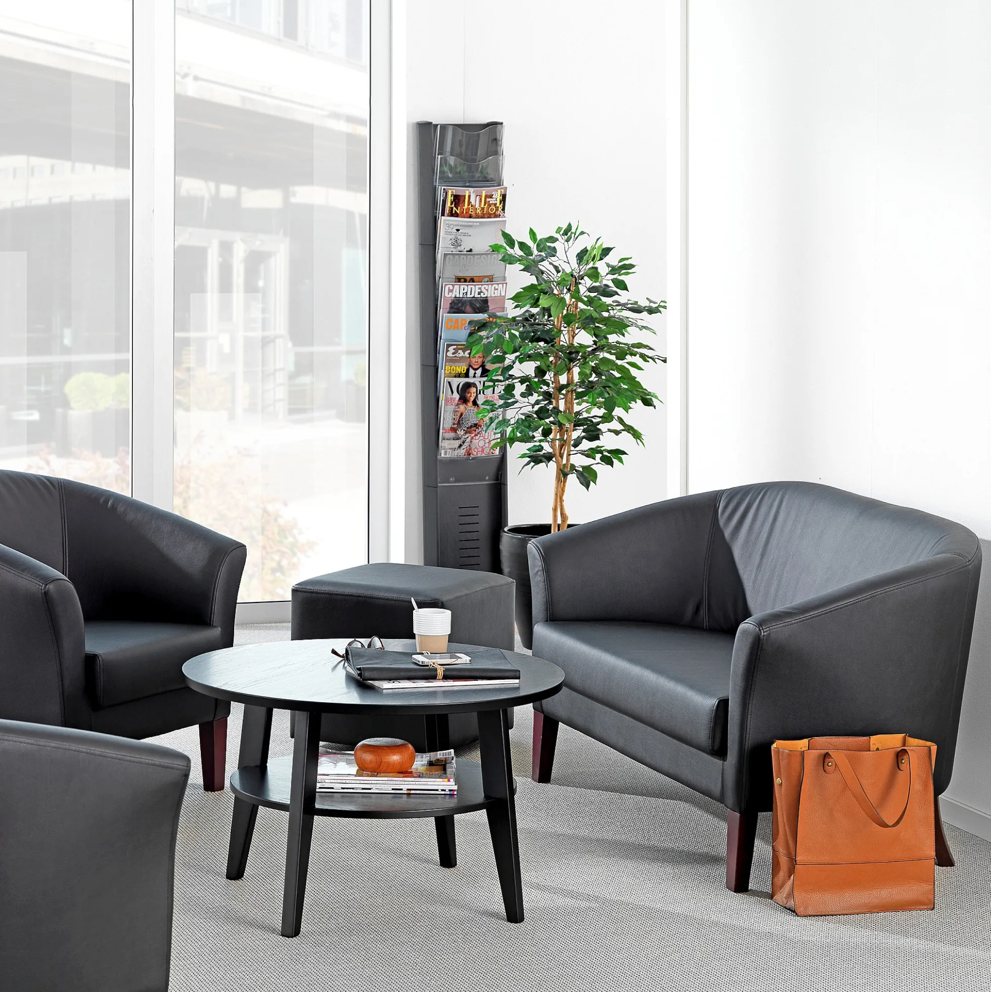 Esiteteline PRESENT A4, 10 lokeroa, seinämalli
