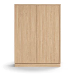 Liukuovikaappi QBUS Lukollinen, 3 hyllytasoa, sokkeli, kahvat, 1636x1200x400 mm, tammi