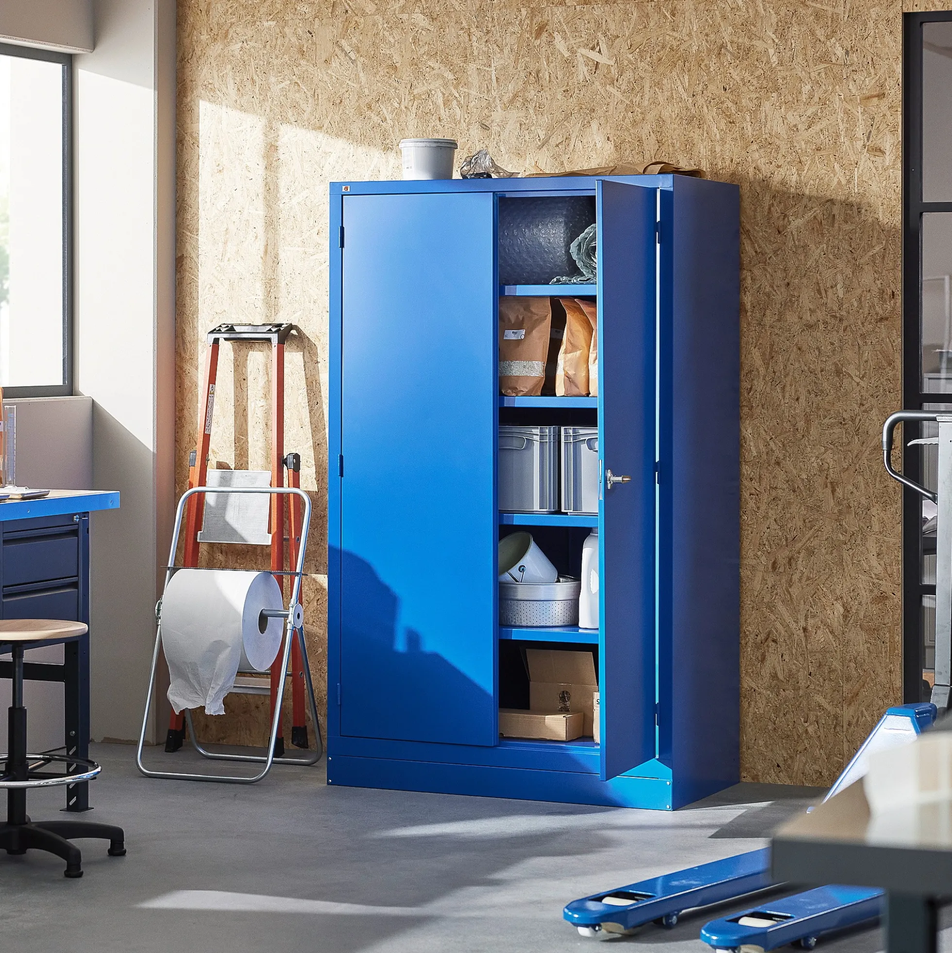 Metallikaappi SHIFT Vankkarakenteinen, 1900x1150x635 mm, sininen