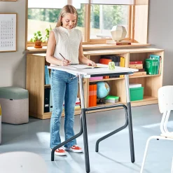 Oppilaspöytä ADJUST Korkeussäädettävä, 700x600 mm, korkeapainelaminaatti HPL, harmaa, antrasiitinharmaa