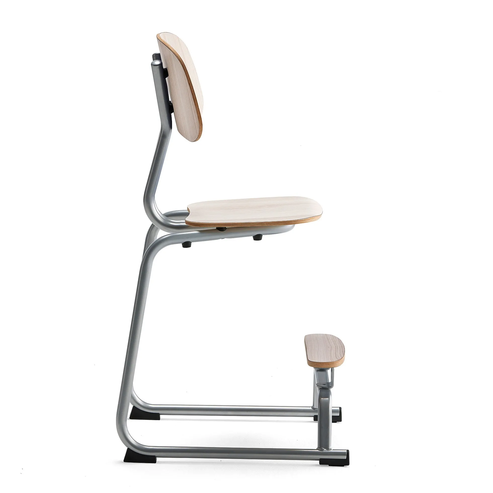 Oppilastuoli YNGVE L-malli, hopeanharmaa, saarni, korkeus 520 mm
