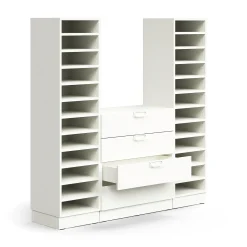 Postinlajitteluhylly QBUS 22 hyllytasoa + 4 vetolaatikkoa, sokkeli, 1636x1600x420 mm, valkoinen