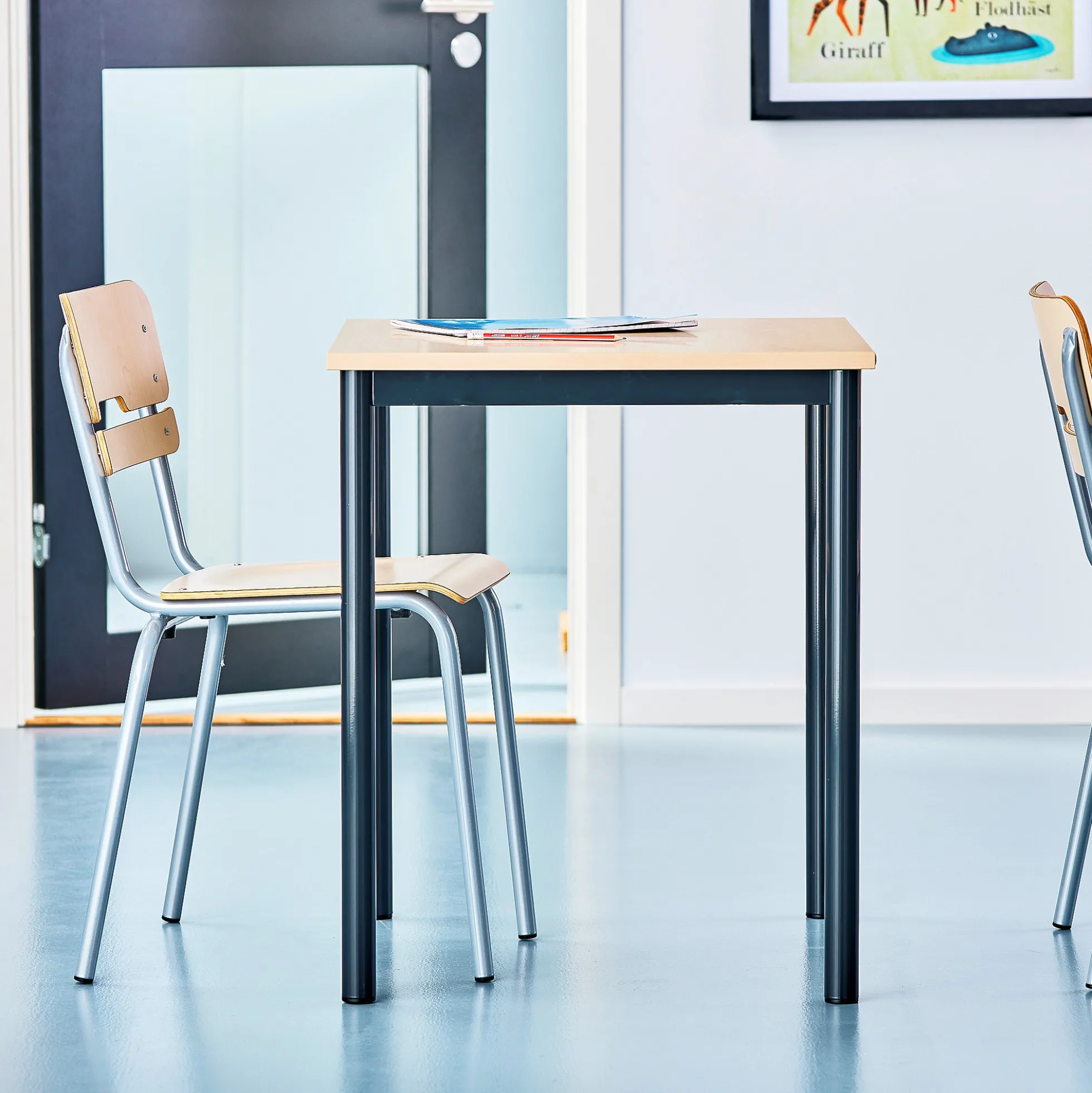 Pöytä BORÅS 700x600x720 mm, koivulaminaatti, antrasiitinharmaa