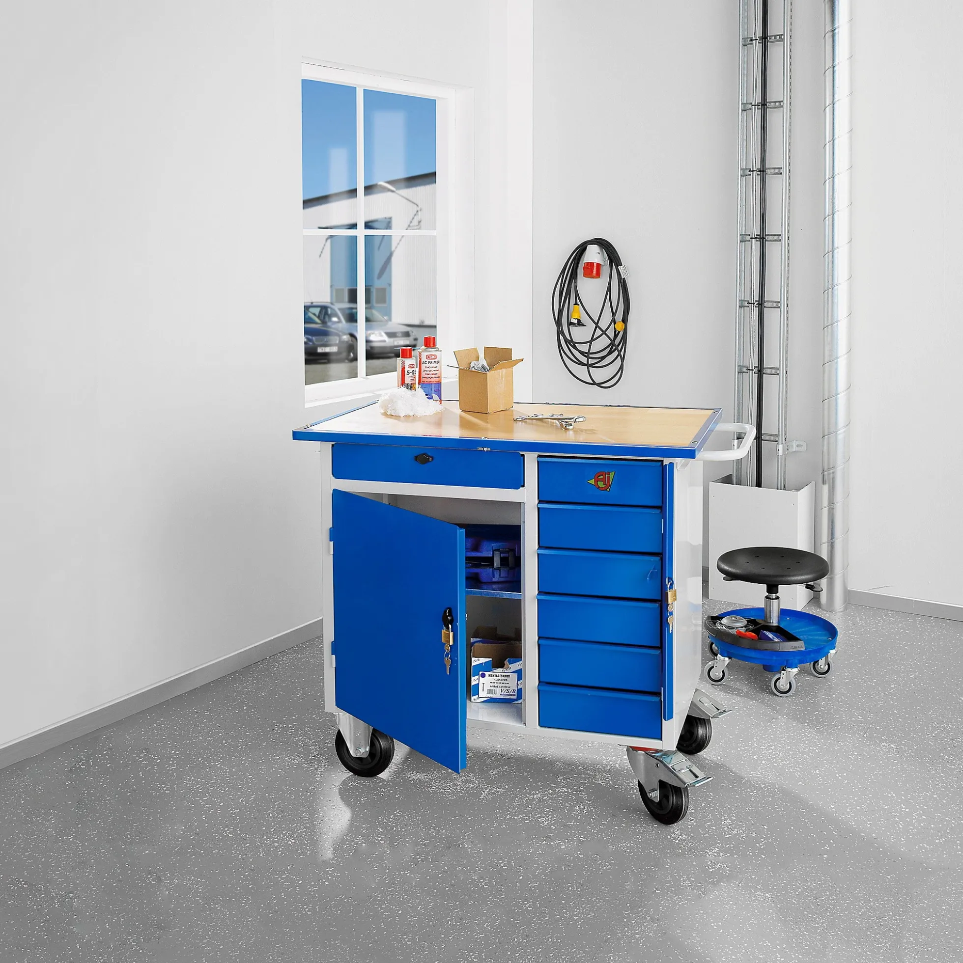 Työpenkki FLEX Pyörällinen, kaappi, 7 laatikkoa, 990x595x900 mm